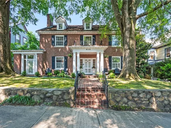 618 Summit St, Winston Salem, NC 27101