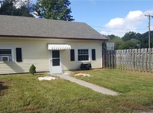 8562 Guinea Rd, Hayes, VA 23072