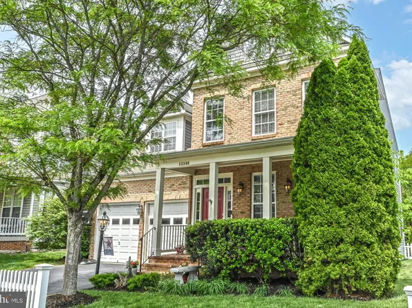 43366 Fullerton St, Ashburn, VA 20147