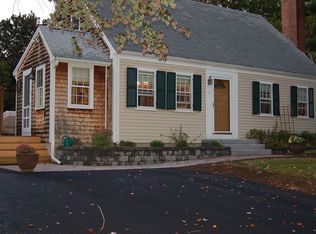 5 Maple Ter, Newbury, MA 01951