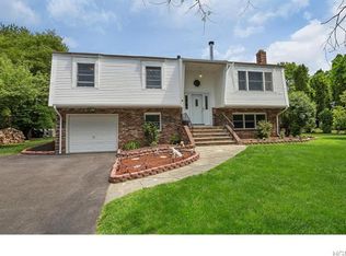 24 Washington Rd, Monroe, NY 10950