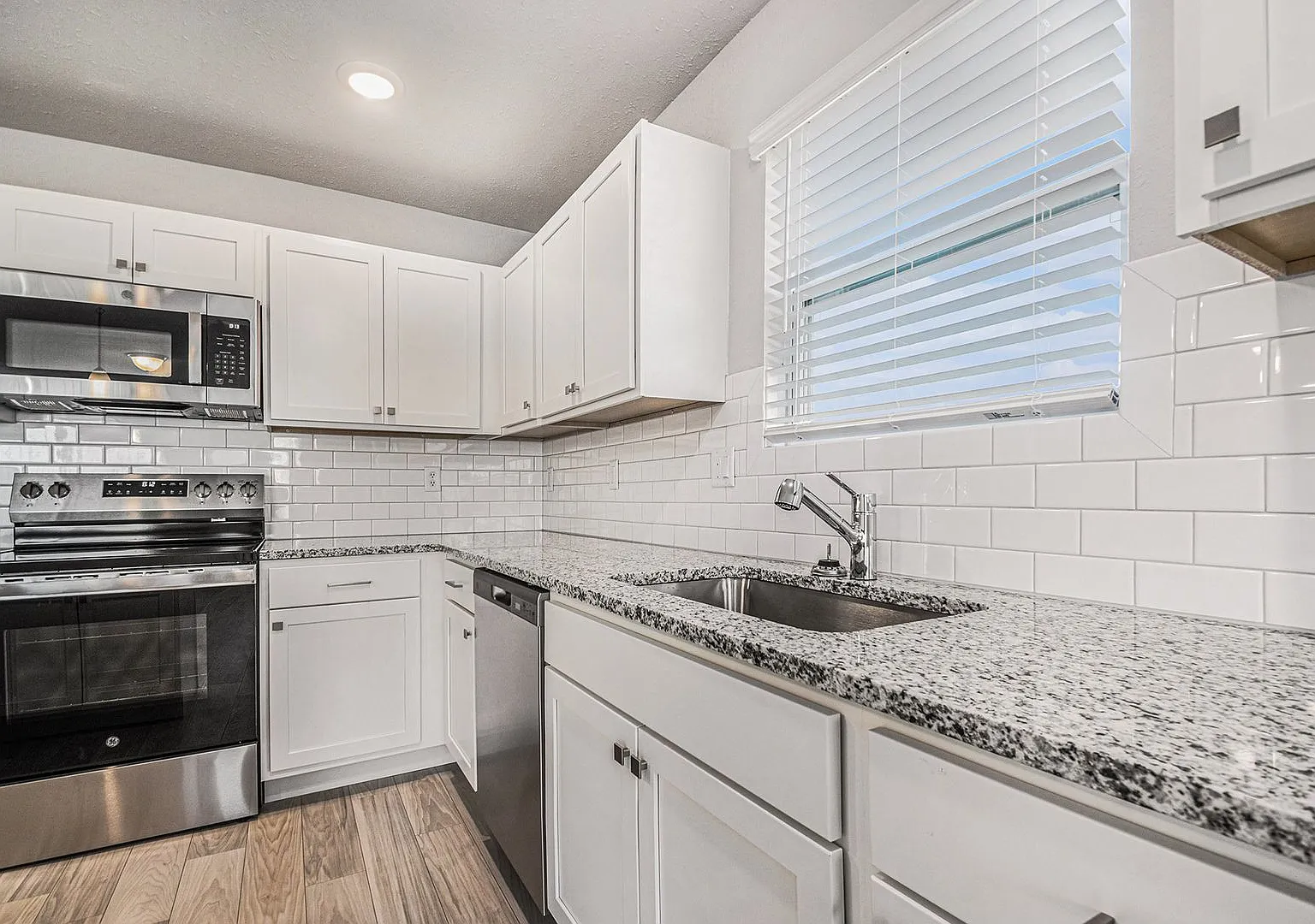 VTR031 — Photo 3