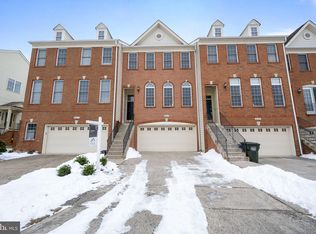 42687 Newcomer Ter, Chantilly, VA 20152