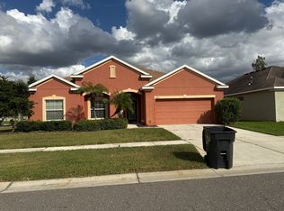1405 Parker Den Dr, Ruskin, FL 33570