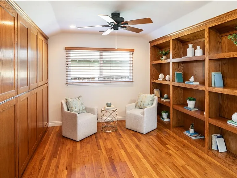 328 Stowell Ave — Photo 6