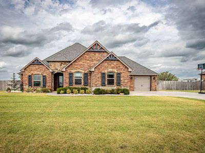 109 SW Elk Creek Loop, Cache, OK, 73527