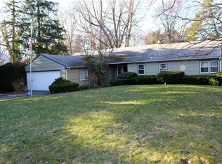 432 Ridgemont Dr, Rochester, NY 14626