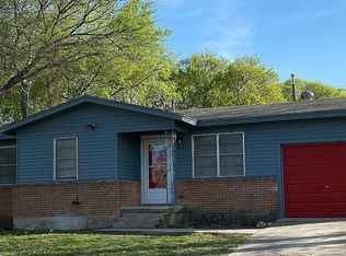 907 Cove Ave, Copperas Cove, TX 76522