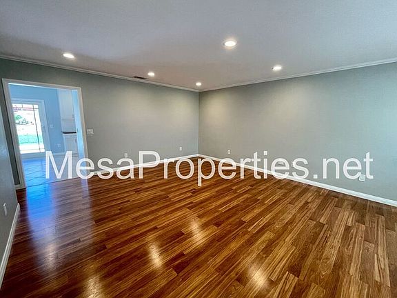 5th image of 1433 E Estrellita Ct