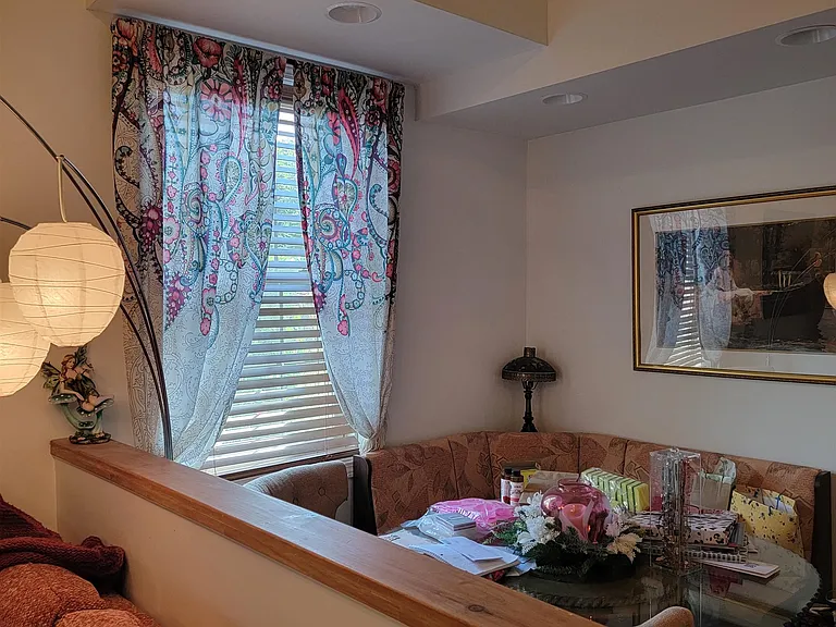 58 Beech St — Photo 10