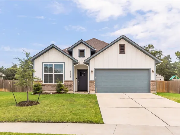 2509 Lightfoot Ln, Bryan, TX 77803