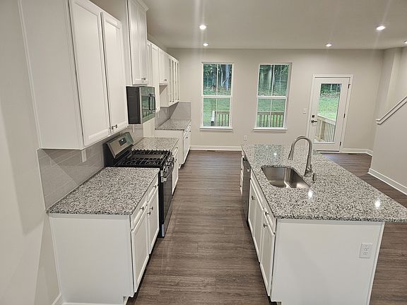 Closer look of the kitchen