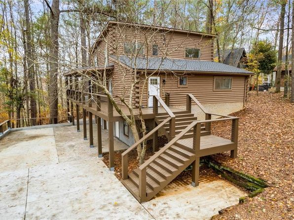 155 Indian Bend Dr, Lagrange, GA 30240