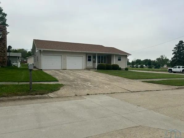 245 N 8th Ave, Sheldon, IA 51201