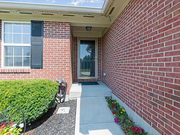 5th image of 6384 Deermeade Dr