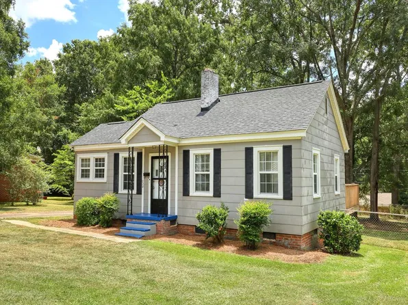 228 Briggs Ave, Greenwood, SC 29649