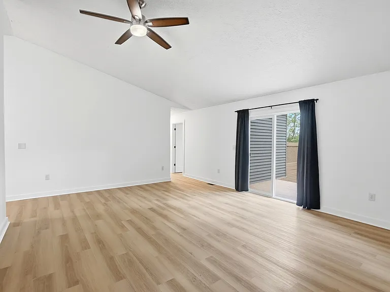 3720 Skipstone Pl — Photo 4