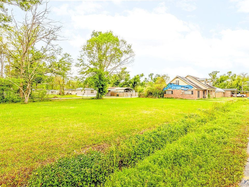 2nd image of Donald Dr