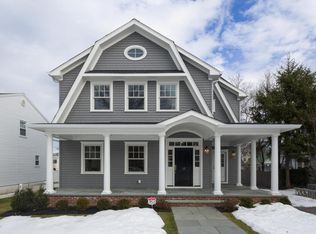 55 Lafayette St, Rumson, NJ 07760