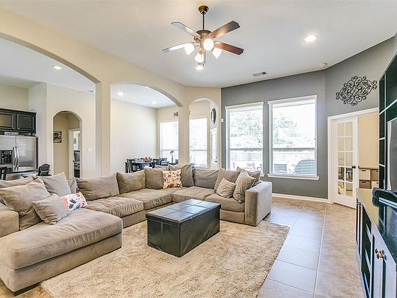 5th image of 11406 Crestbrook Park Ln