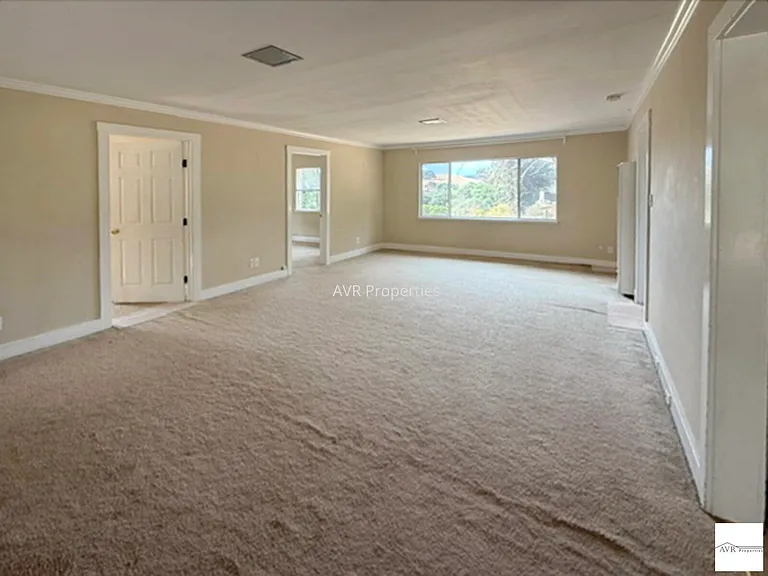 10540 Foothill Rd — Photo 9