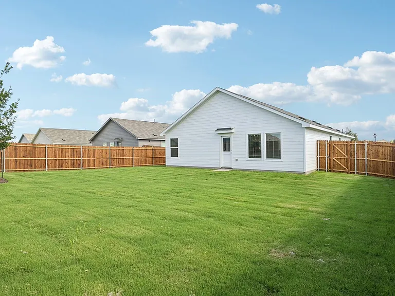 1629 Lercara Ln — Photo 25