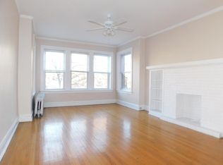 802 Seward St #6-2, Evanston, IL 60202