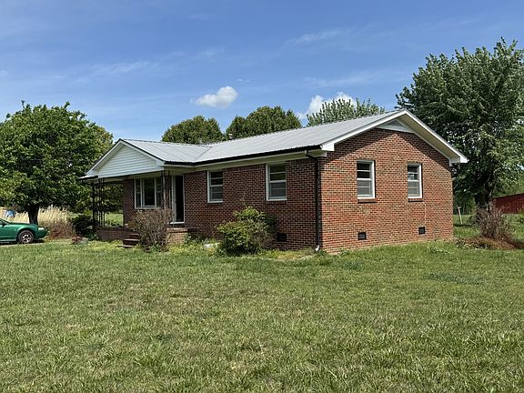 2nd image of 2990 Pigeon Hill Rd