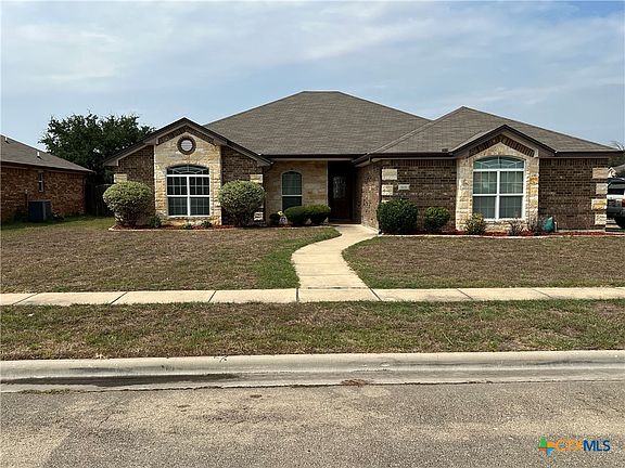4th image of 801 Hailie Dr