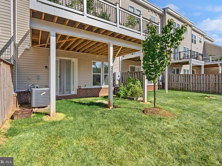 23491 Epperson Sq — Photo 50