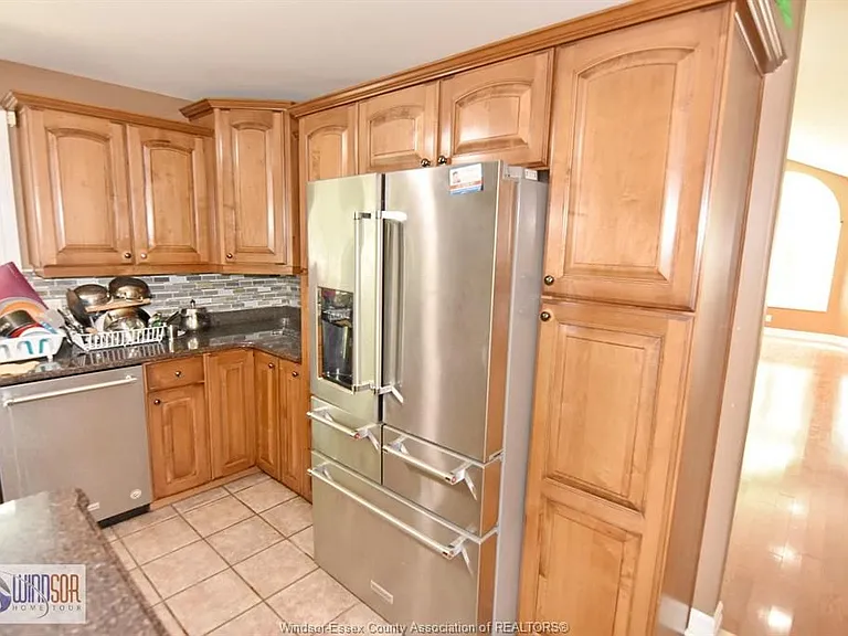 4305 Casgrain Dr #UPPER — Photo 22