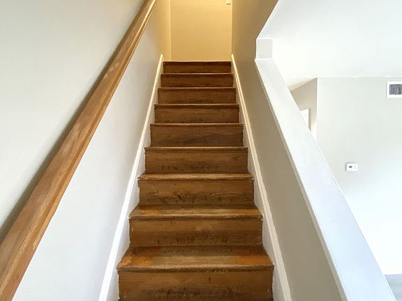3rd image of 104 Poe St APT C