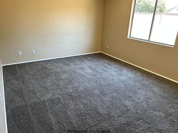 4th image of 43591 W Colby Dr