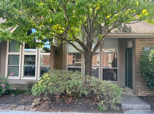 411 Dublin Dr #D225, Knoxville, TN 37923