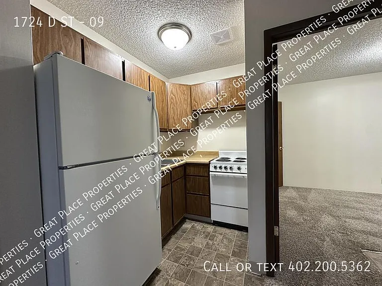 1724 D St #9 — Photo 11