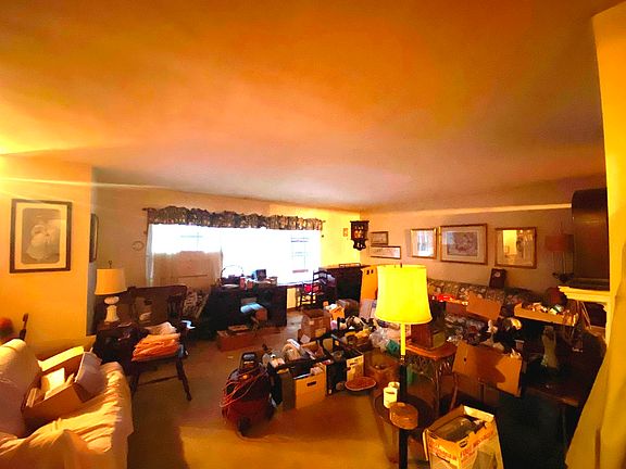 4th image of 103 Woodstock Ave