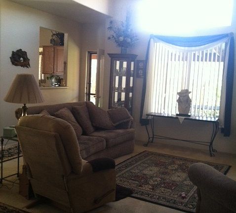 3rd image of 290 Grand Canyon Dr