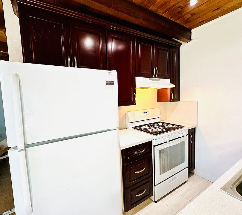 1st image of 264-270 La Pala Dr #12