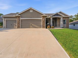 8793 Nellie Dr, Manhattan, KS 66502