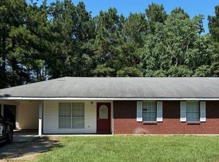 11 Kim Ln, Hattiesburg, MS 39401