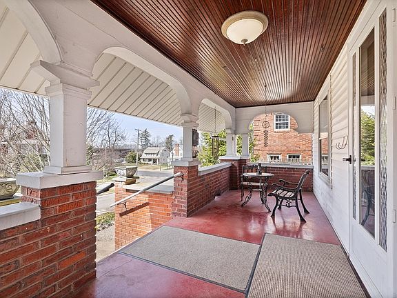 2nd image of 11 Parkwood Blvd