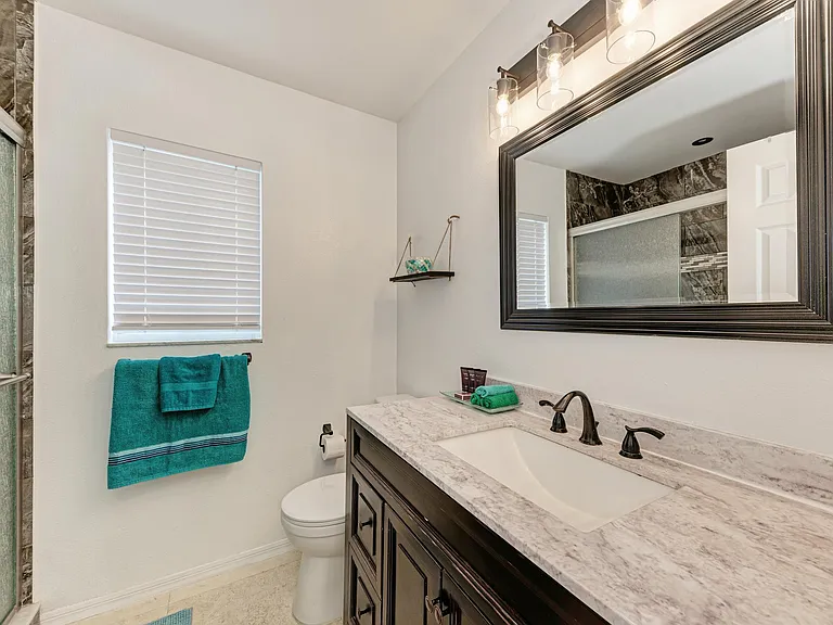 9705 Fredericksburg Rd — Photo 10