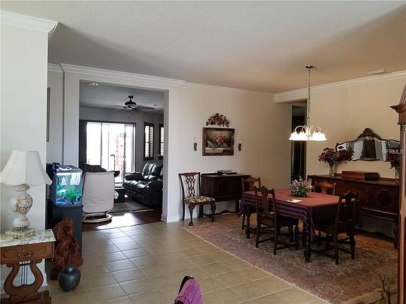 4th image of 10440 Flagstaff Falls Ave