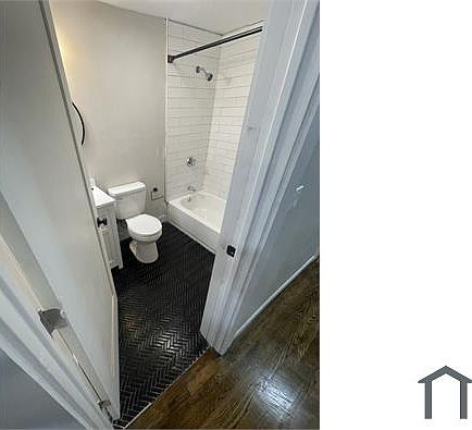 4th image of 335 Granite St #2