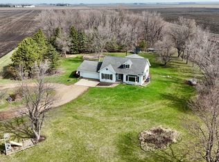 33210 810th St, Brewster, MN 56119
