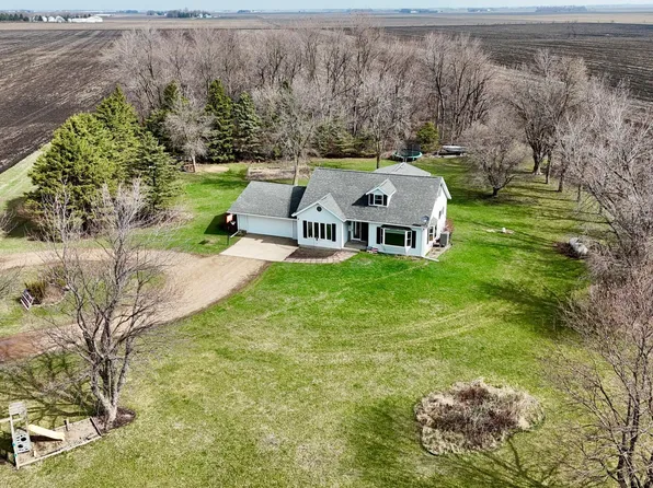 33210 810th St, Brewster, MN 56119