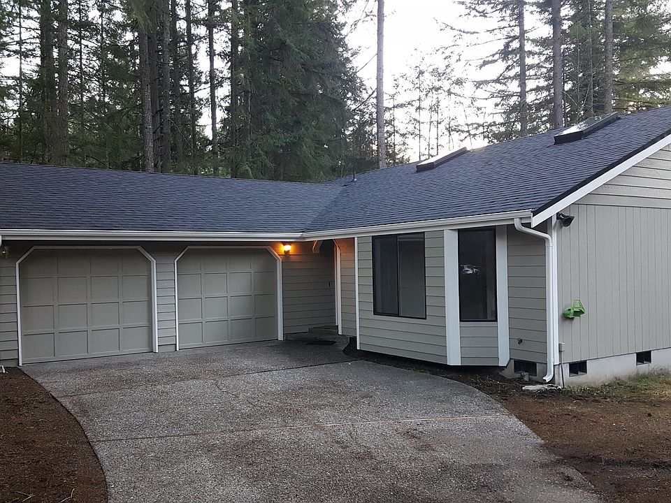 1st image of 7733 Puffin Ct SE