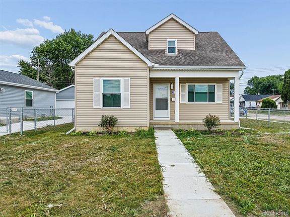 2nd image of 22708 Mac Arthur Blvd