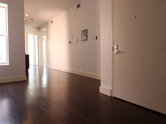 3rd image of 309 Tompkins Ave #3BDT