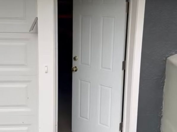 (undisclosed Address)